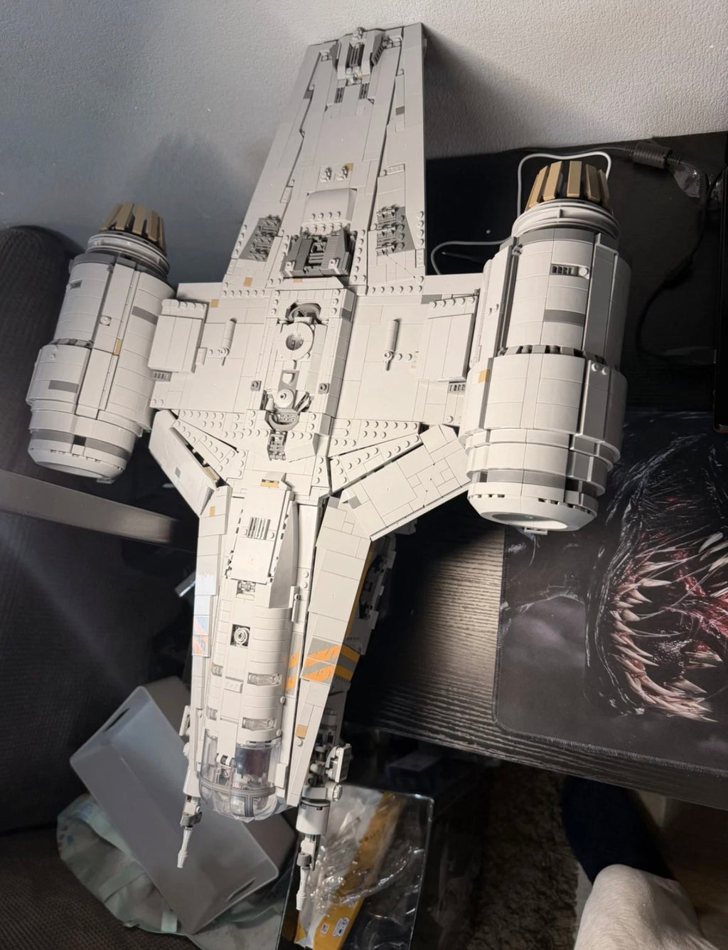 Star Wars Razor Crest Building Block Set – 6187 Pieces