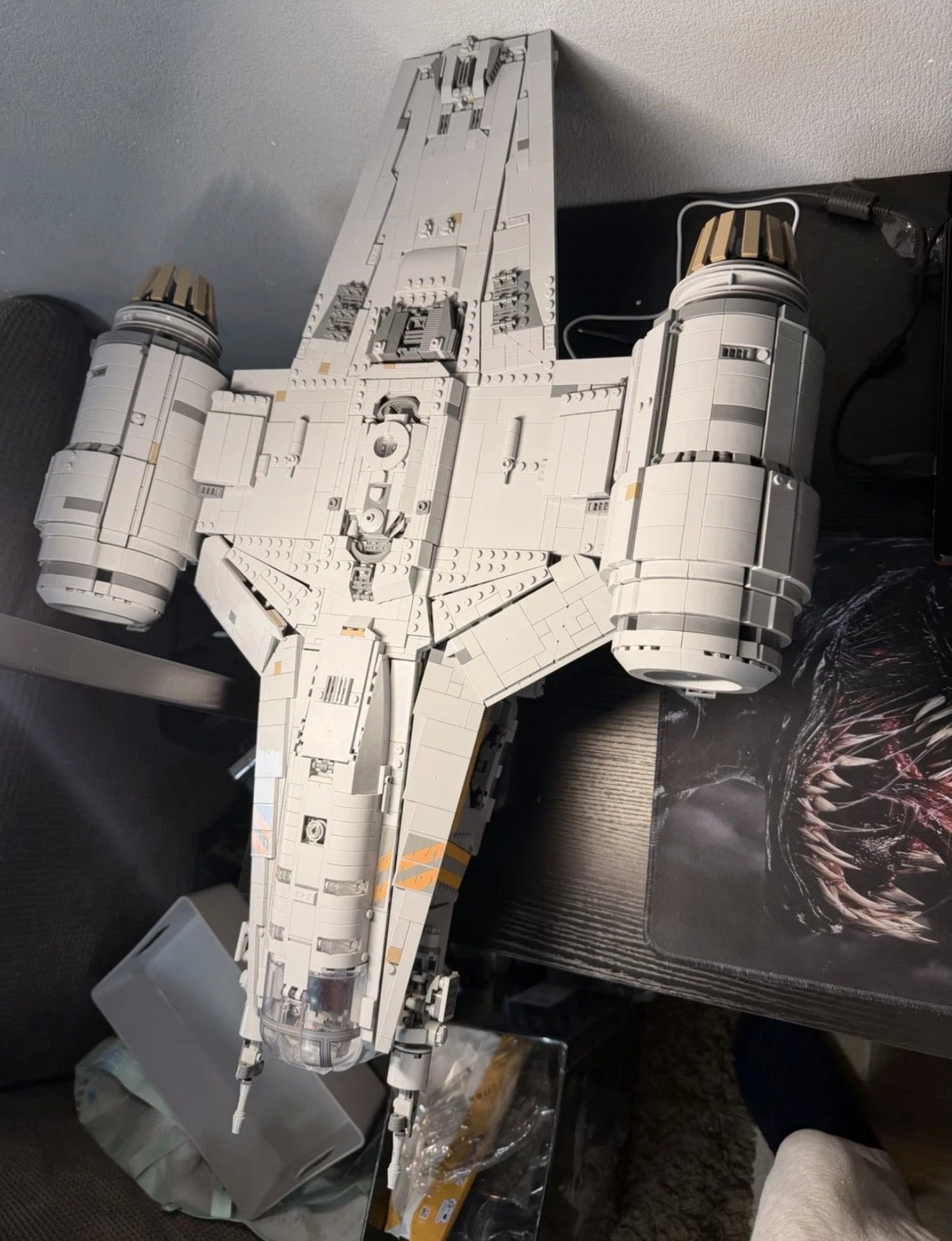 Star Wars Razor Crest Building Block Set – 6187 Pieces